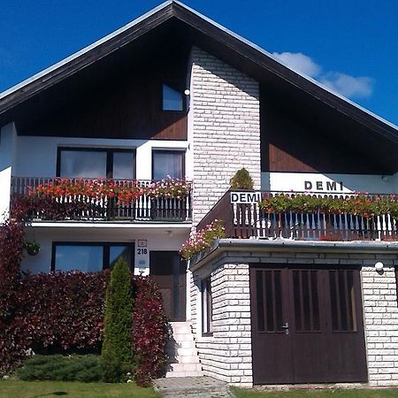 Penzion Demi Stará Lesná エクステリア 写真